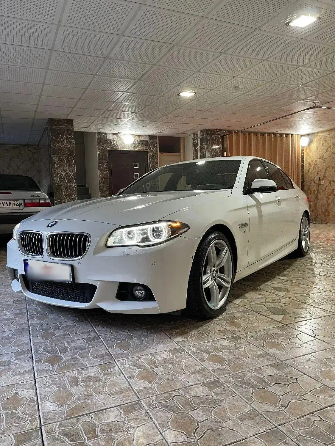 بی ام و ۵۲۸|خودرو سواری و وانت|تبریز, |دیوار