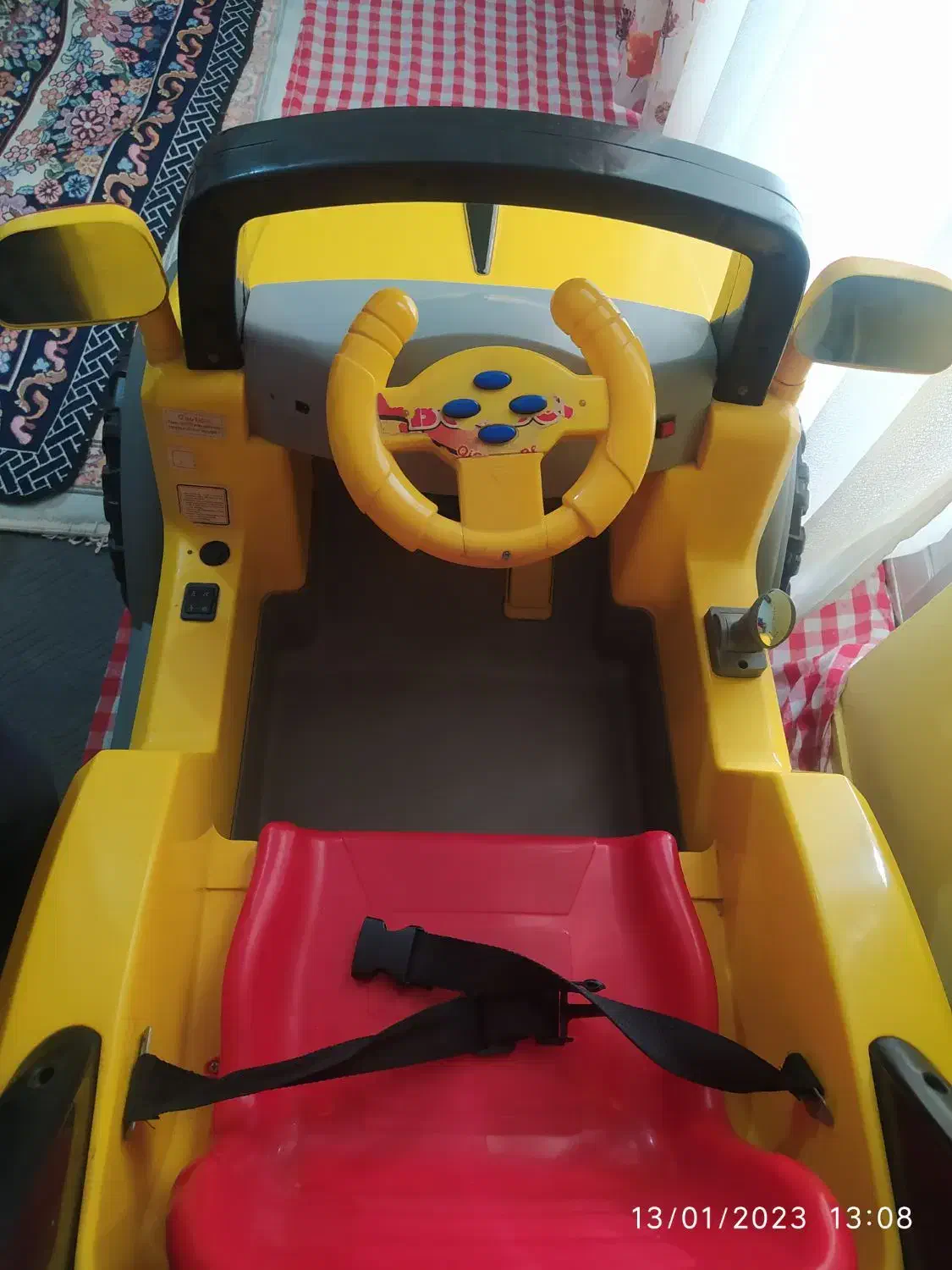 ماشین شارژی کودک|اسباببازی بچه|تهران, شهرک زینبیه|دیوار