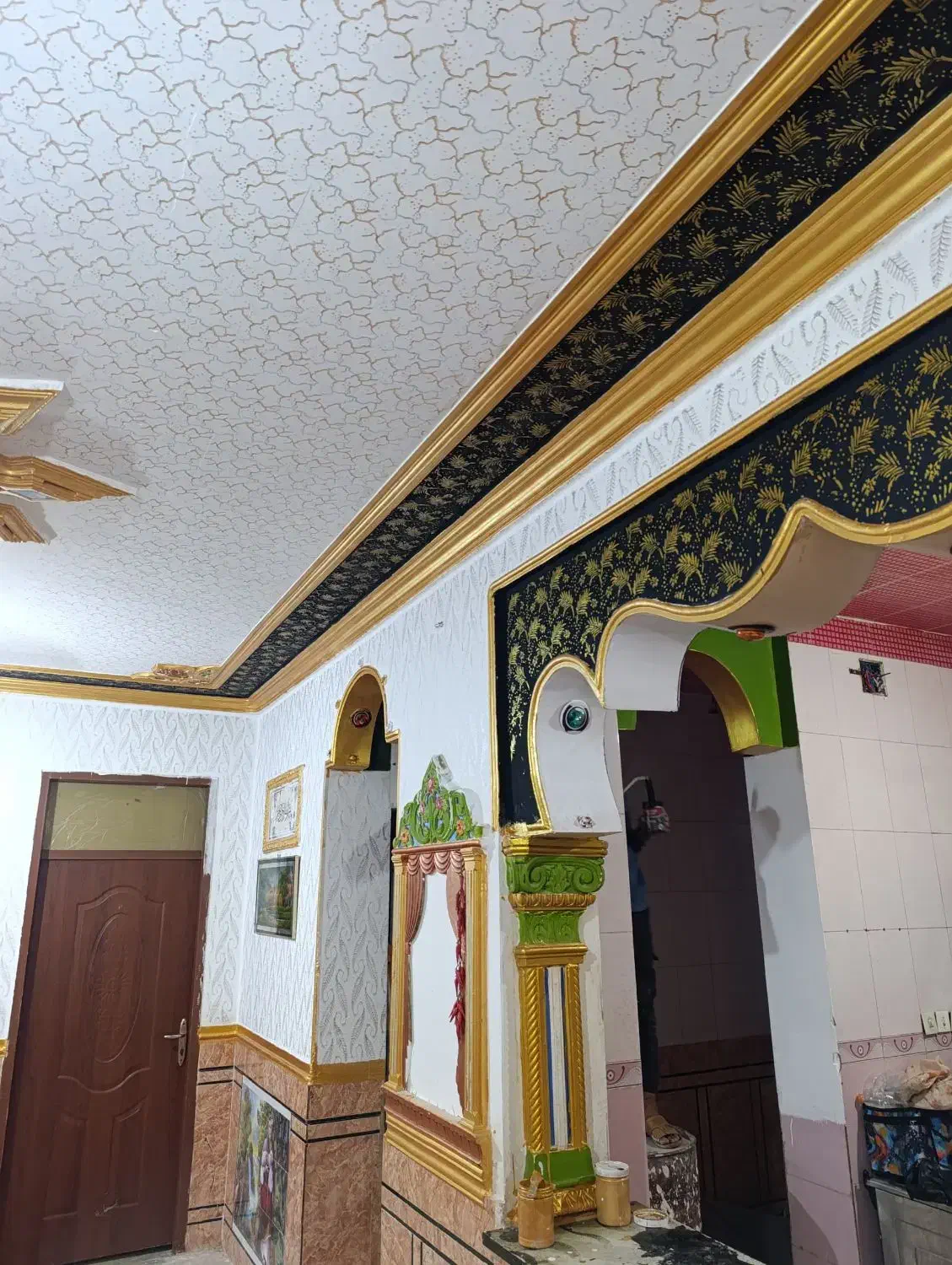 رنگ امیزی طرح کاغذ دیواری درشادگان|خدمات پیشه و مهارت|شادگان, |دیوار