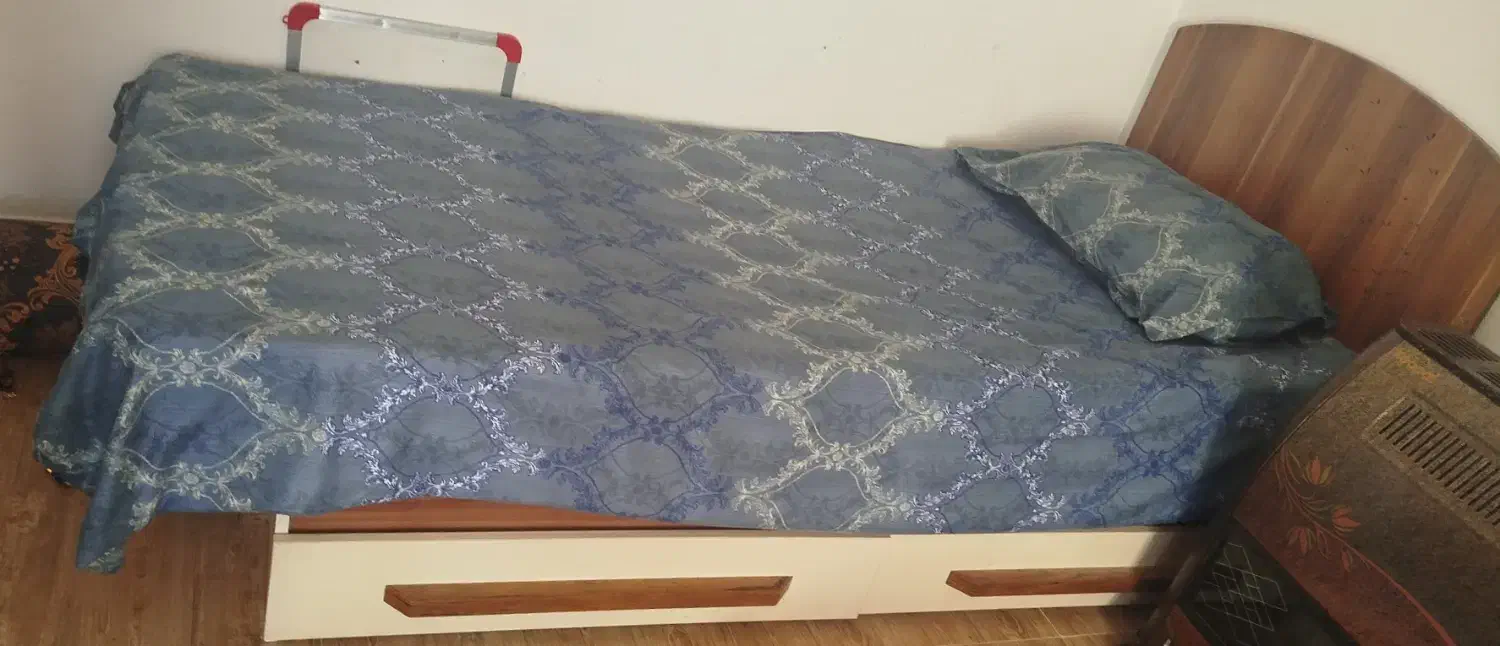 تخت نوجوان|تخت و سرویس خواب|مبارکه, |دیوار