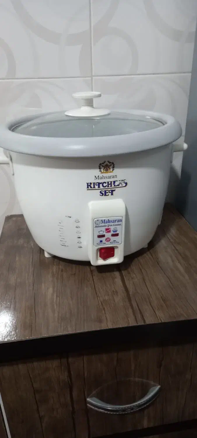 پلوپز|ظروف پخت‌وپز|همدان, |دیوار