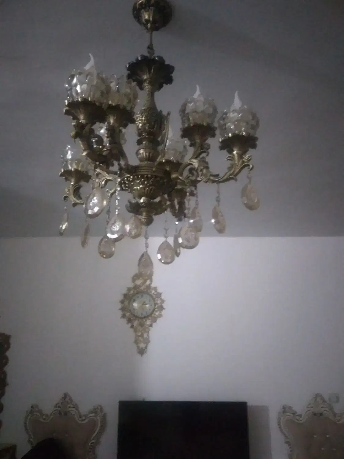 یک لوستر ۸شاخه برنز دوساعت دیواری برنز|لوستر و چراغ آویز|سهند, |دیوار