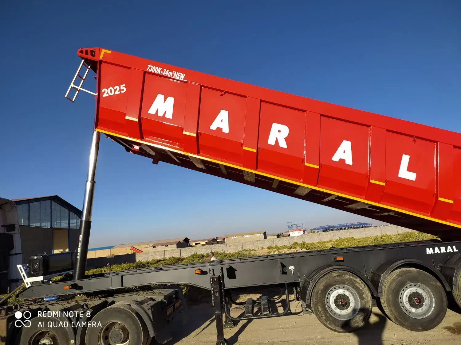 یاقوت صنعت تولید کننده انواع کمپرسی کف لبه تیغه|خودرو سنگین|فیروزآباد (فارس), |دیوار