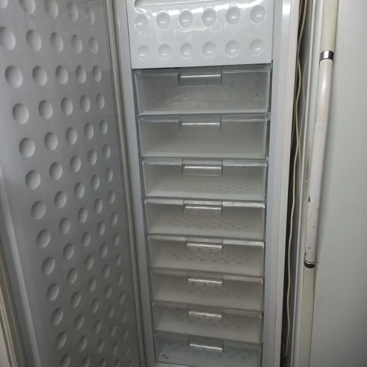 یخچال و فریزر|یخچال و فریزر|شاهین‌شهر, برخوار غرب|دیوار