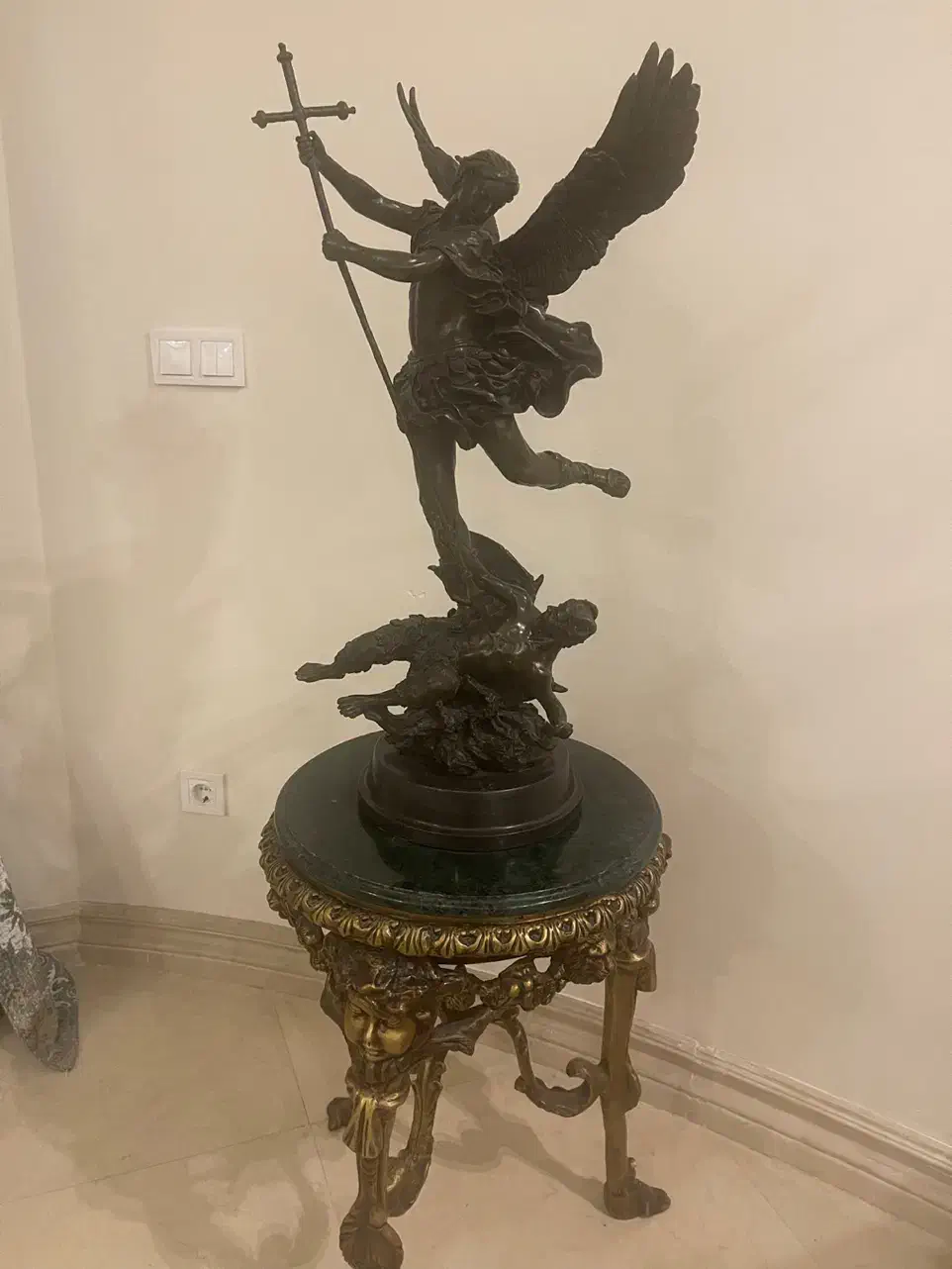 مجسمه برنز معروف فرشته دیوکش|مجسمه، تندیس، ماکت|تهران, قیطریه|دیوار