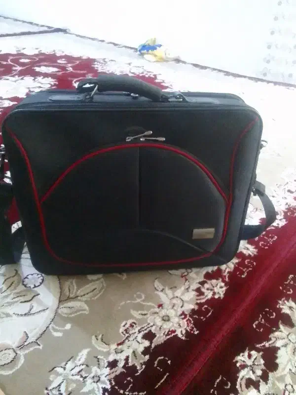 کیف لب تاب|کیف، کفش، کمربند|دورود, |دیوار