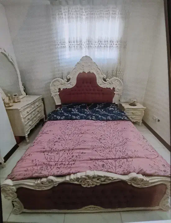 ست کامل تختخواب، دو پاتختی، میز و آینه|تخت و سرویس خواب|اصفهان, بهرامآباد|دیوار