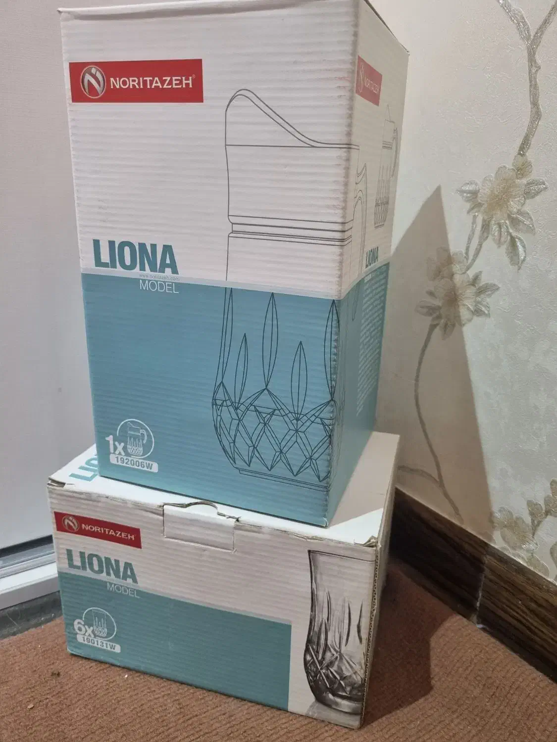 کادویی نو با کارتن پارچ لیوان میوه خوری شکلات|ظروف سرو و پذیرایی|اندیشه, اندیشه فاز ۳|دیوار