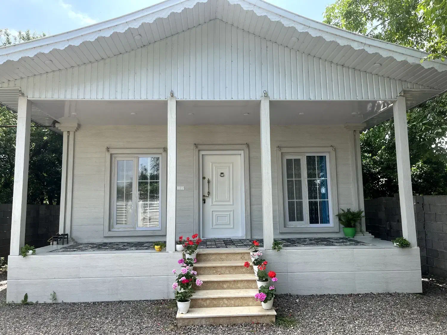 اجاره ویلا دربست و نوساز در جاده توریستی ماسوله|اجارهٔ کوتاهمدت ویلا و باغ|ماکلوان, |دیوار