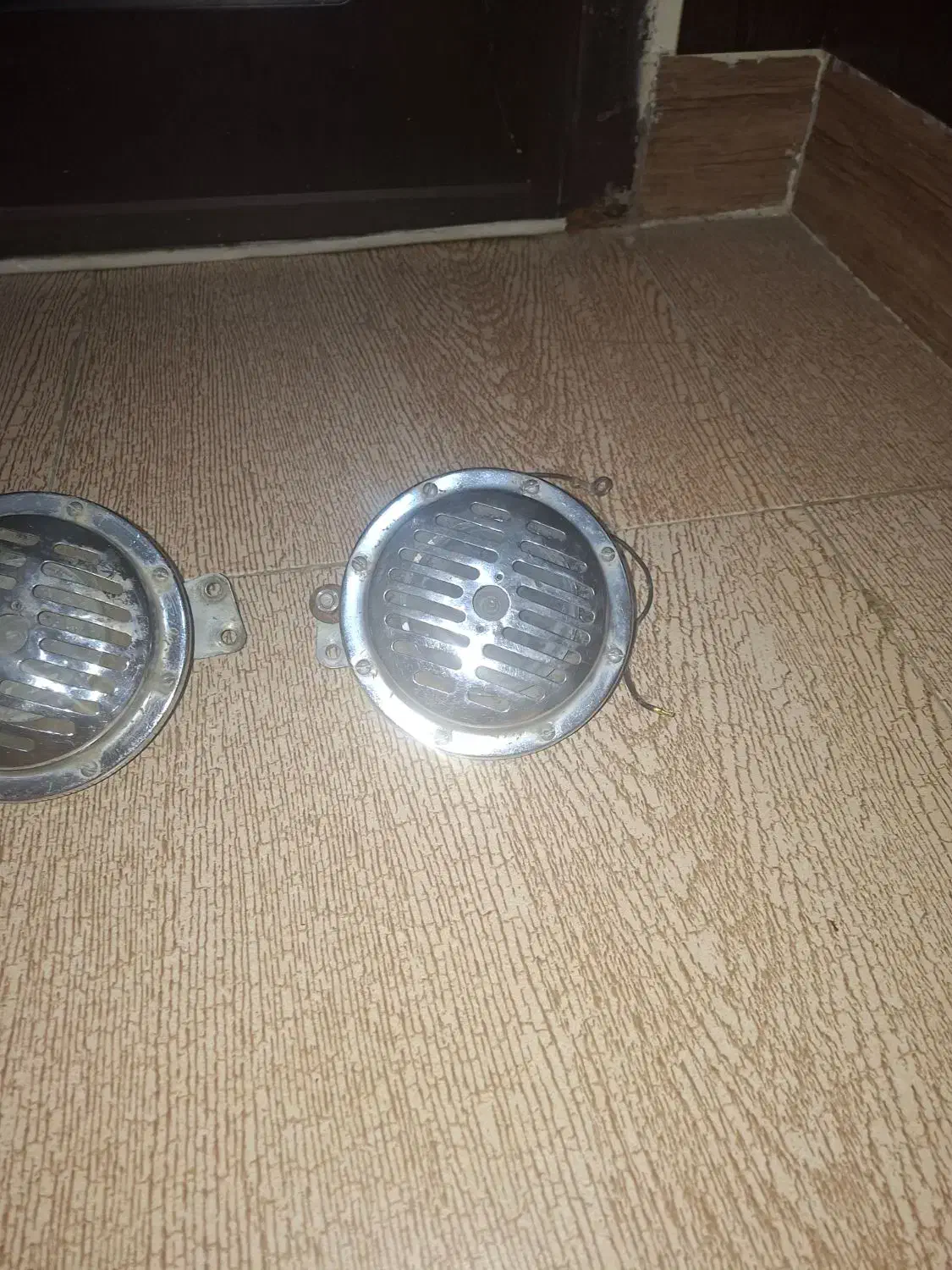 بوق ۱۰۱۱ سالم|قطعات یدکی و لوازم جانبی|شیراز, شهرک گلستان شمالی|دیوار