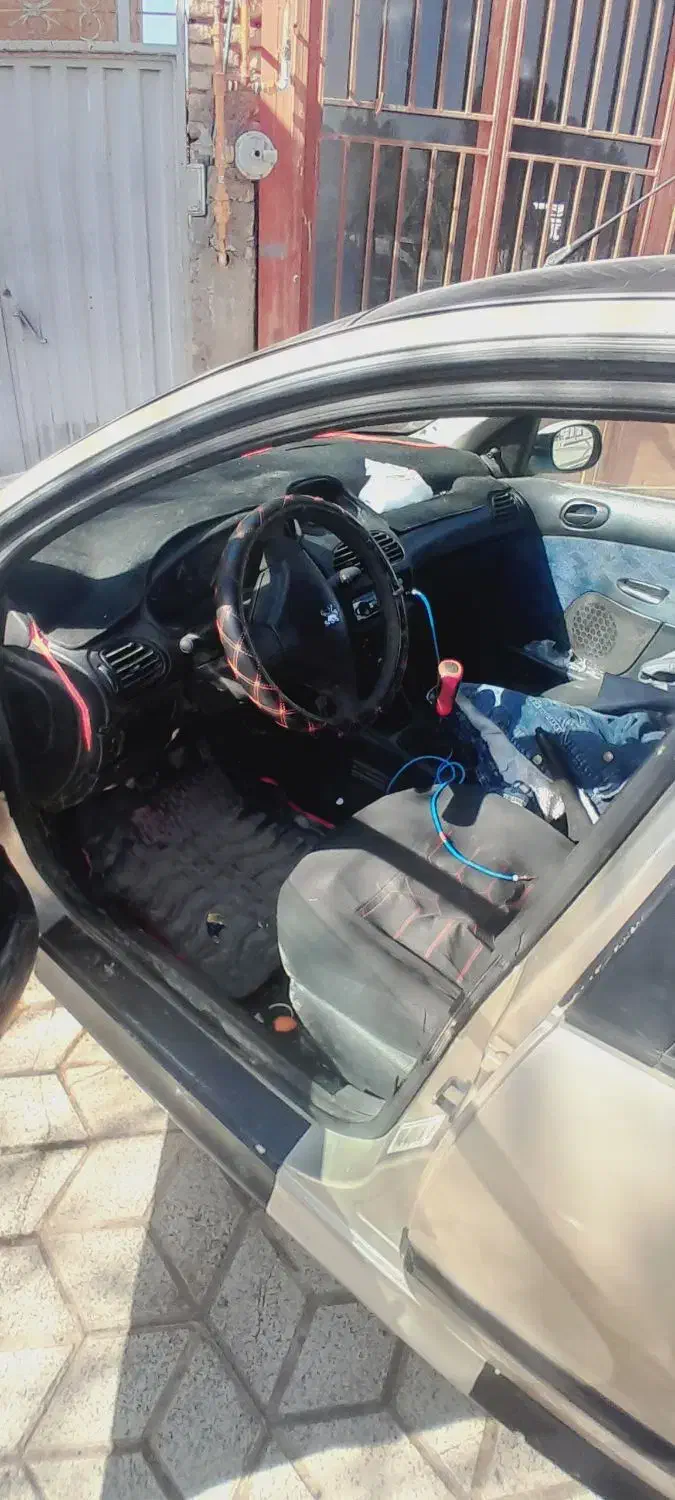 ۲۰۶مدل ۸۲|خودرو سواری و وانت|بجنورد, |دیوار