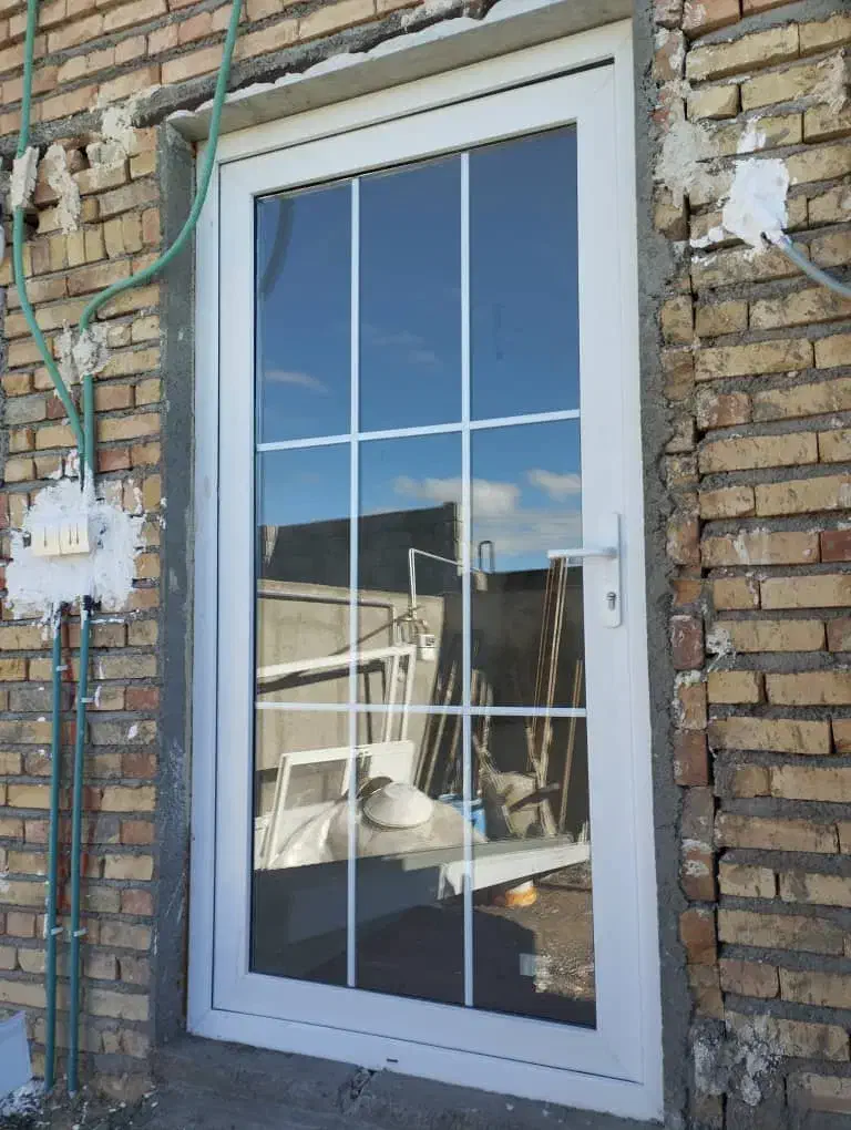 درب یو پی وی سی|مصالح و تجهیزات ساختمان|سراب, |دیوار