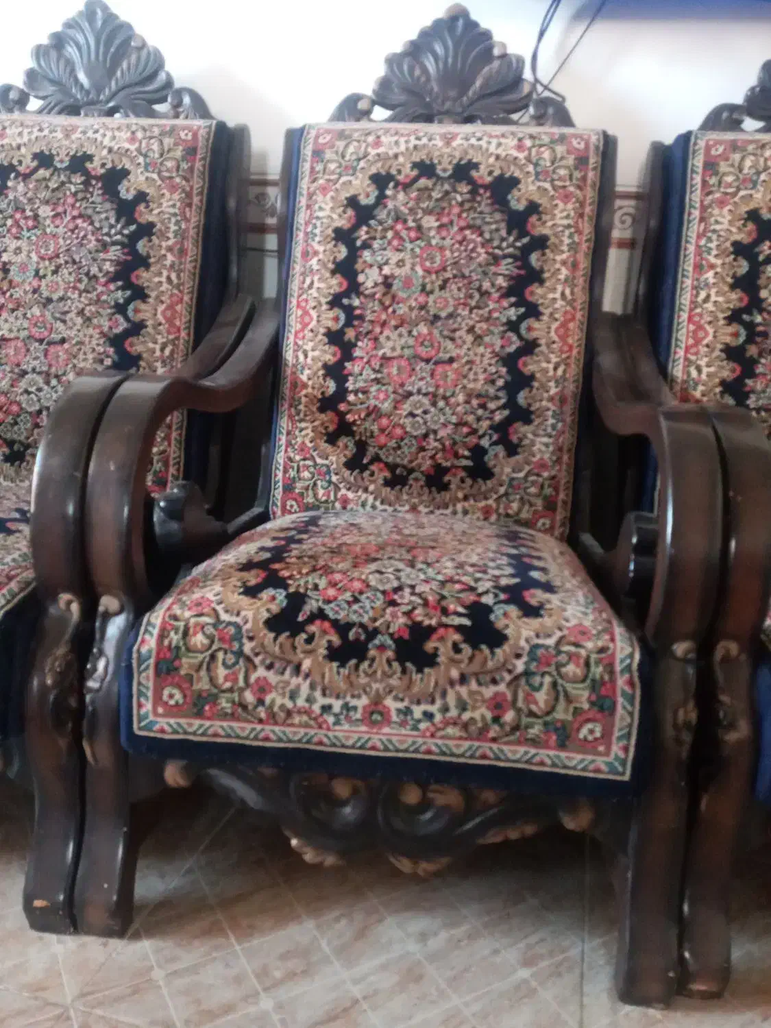 مبل قالی|مبلمان خانگی و میز عسلی|کرمان, |دیوار