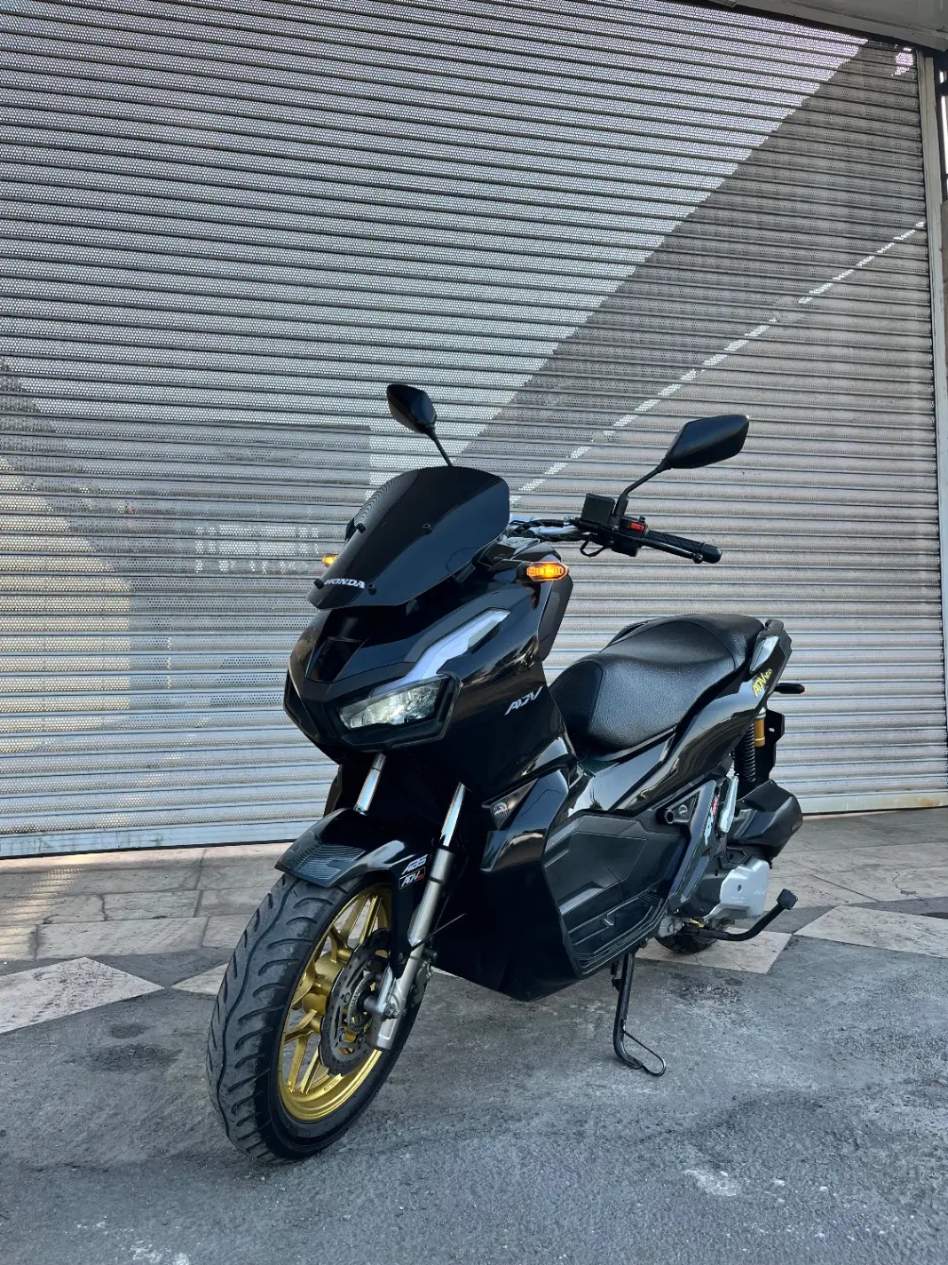 Adv150فروش موتور|موتورسیکلت|رشت, شهرک شهید عباسپور|دیوار