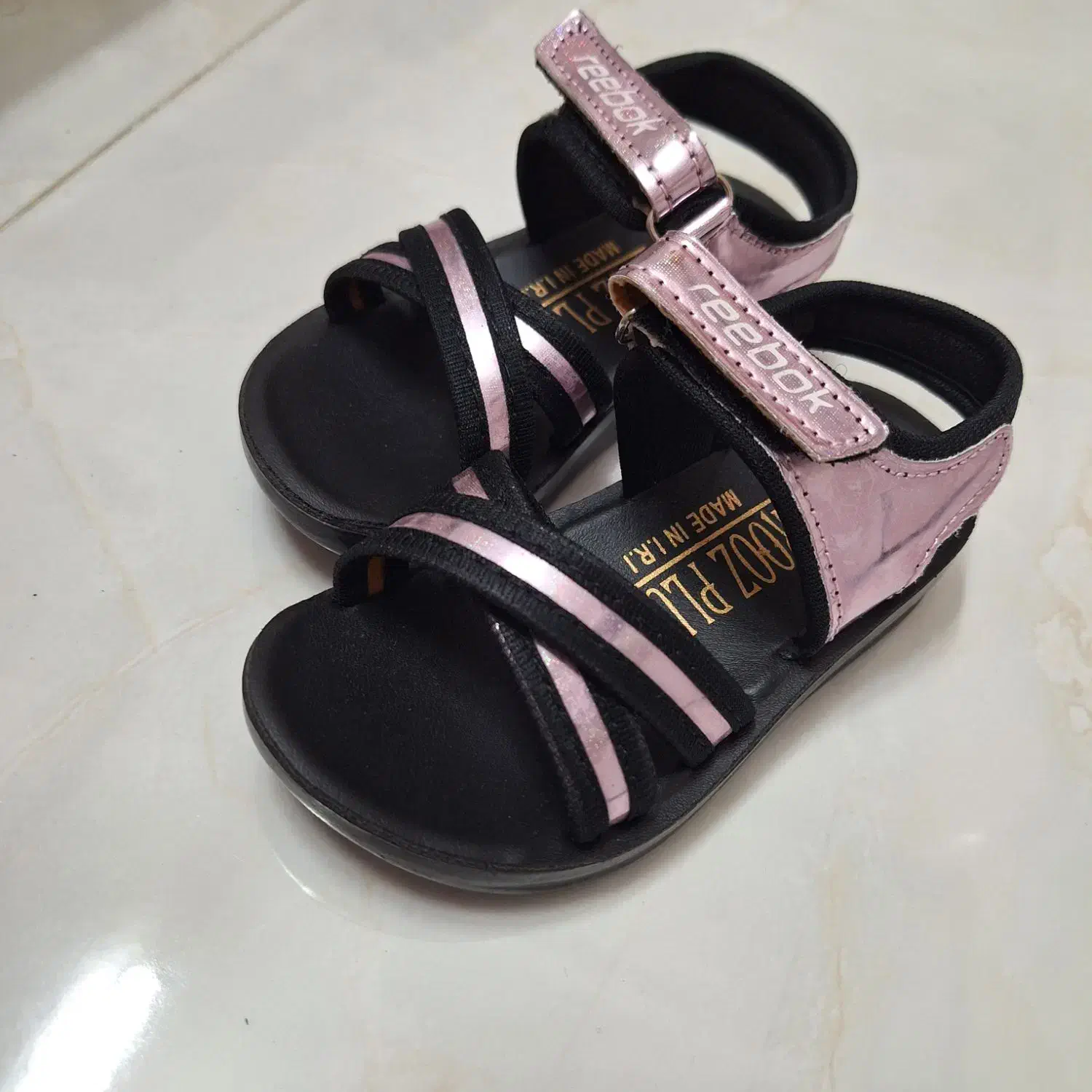 صندل سایز 25|کفش و لباس بچه|قم, بنیاد|دیوار