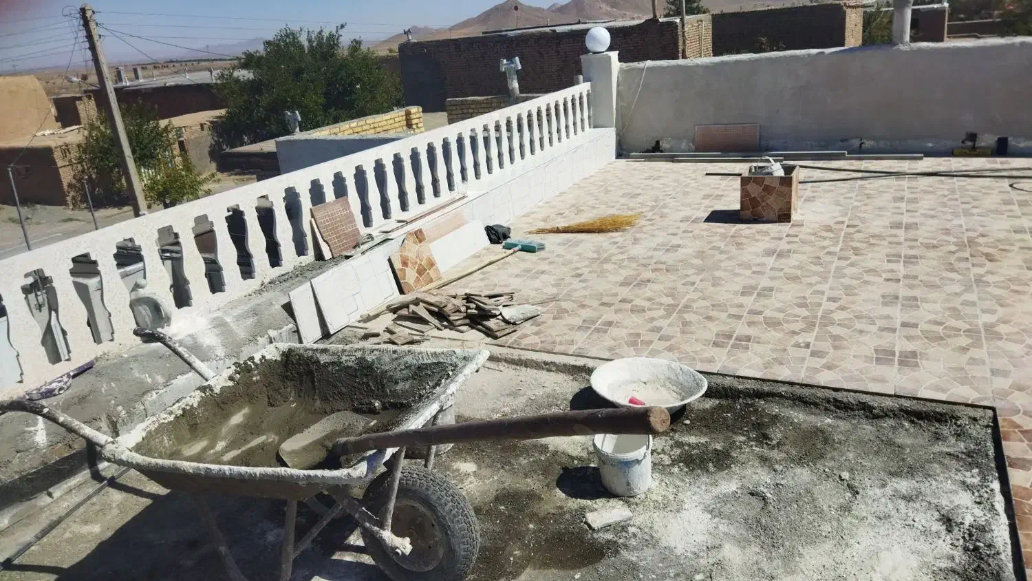 کاشیکاری سرامیک سیمان کاری پله دیوار موزاییک کاری|خدمات پیشه و مهارت|تربت‌حیدریه, بالا ولایت|دیوار