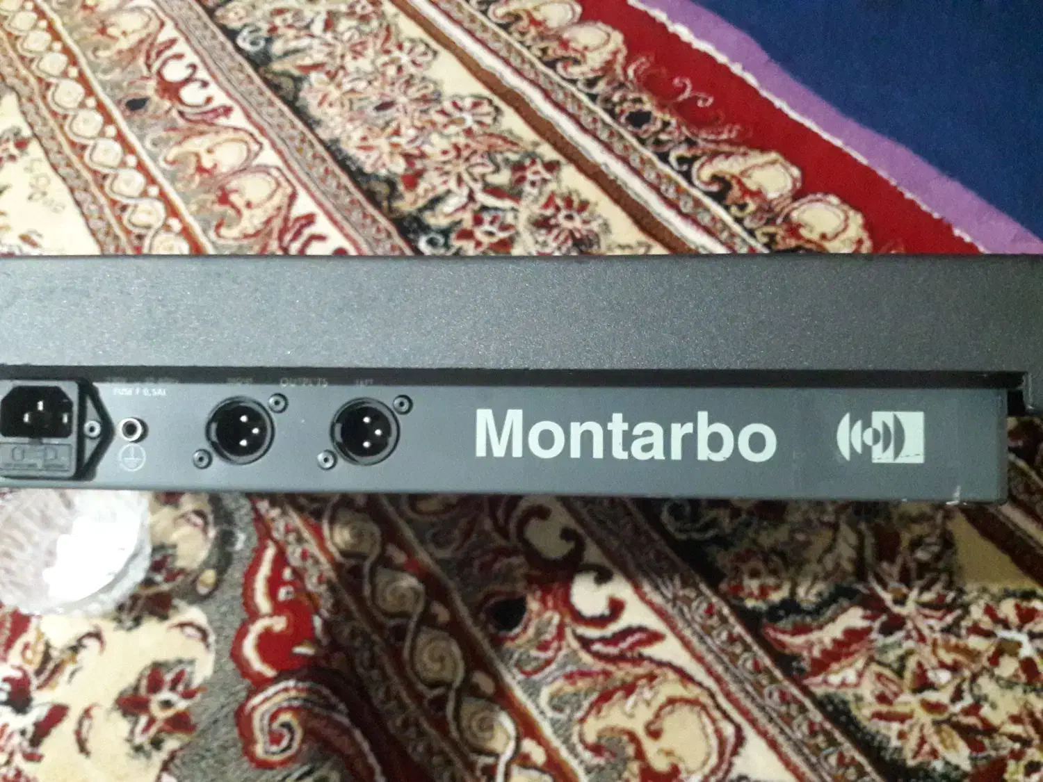 میکسرمونتاربوفوق سالم|گیتار، بیس، امپلیفایر|قروه, |دیوار