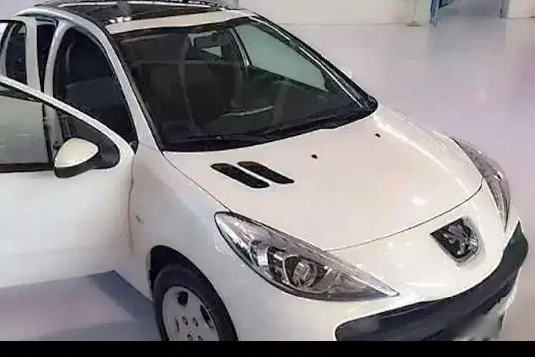 207 پانوراما اتوماتیک ارتقا یافته|خودرو سواری و وانت|همدان, |دیوار