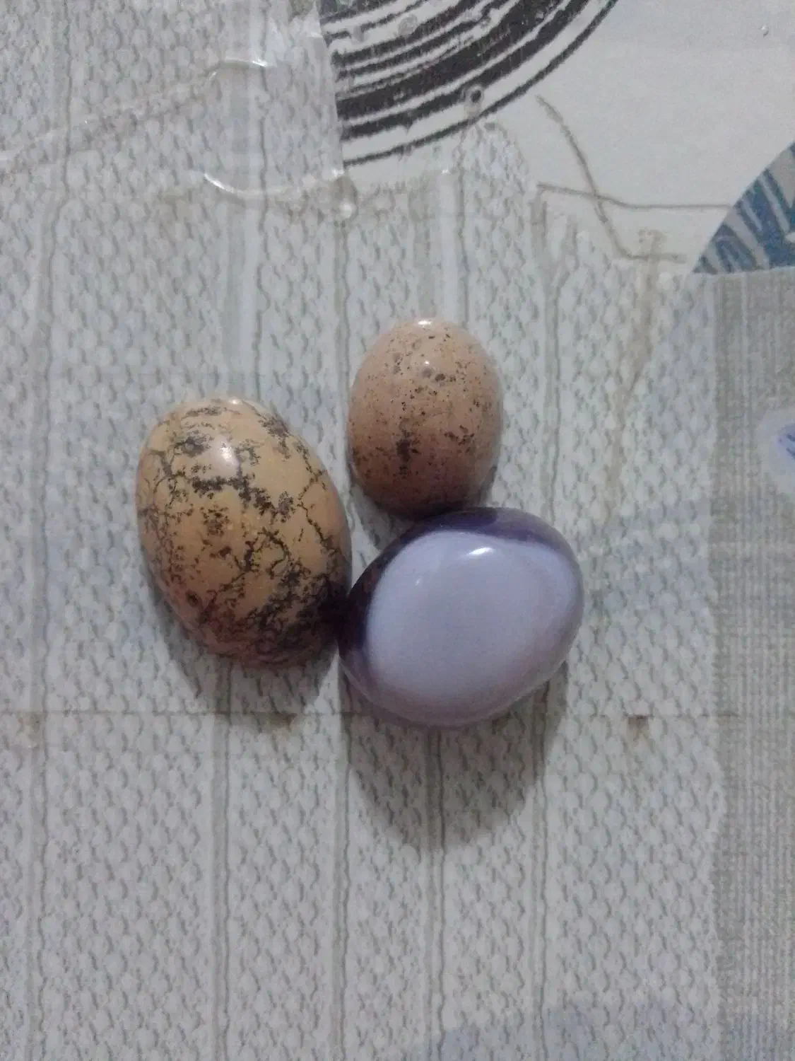 سنگ مهره زینتی|جواهرات|لنجان, |دیوار