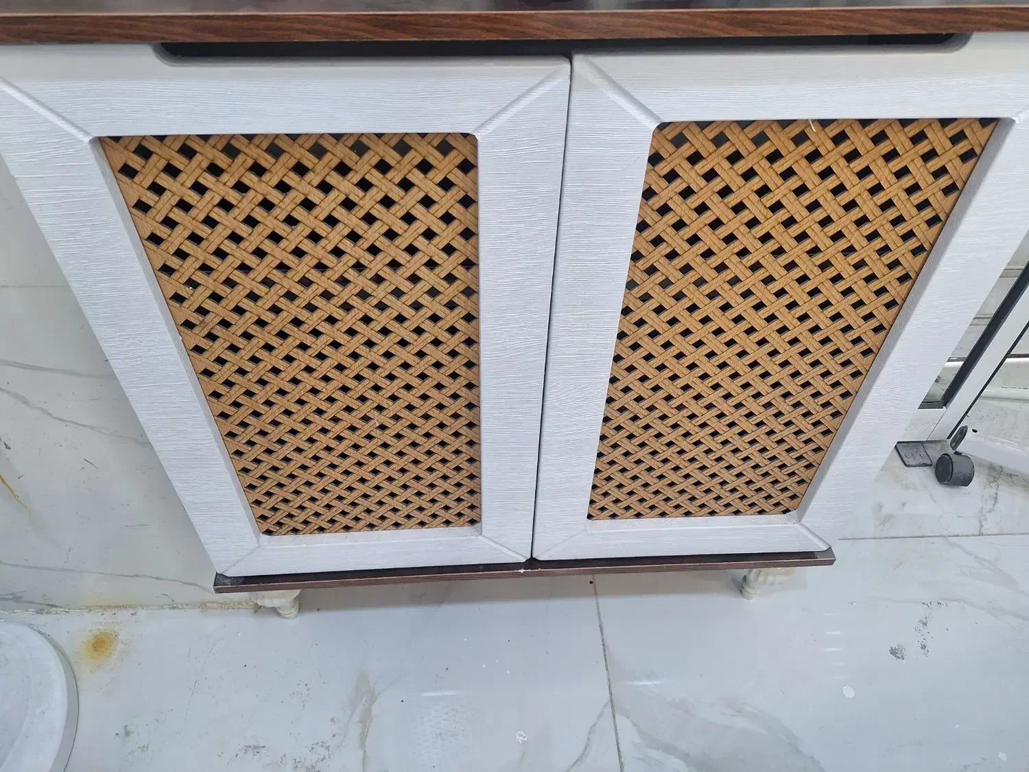 جاکفشی چوبی|جاکفشی، کمد، دراور|جیرفت, |دیوار