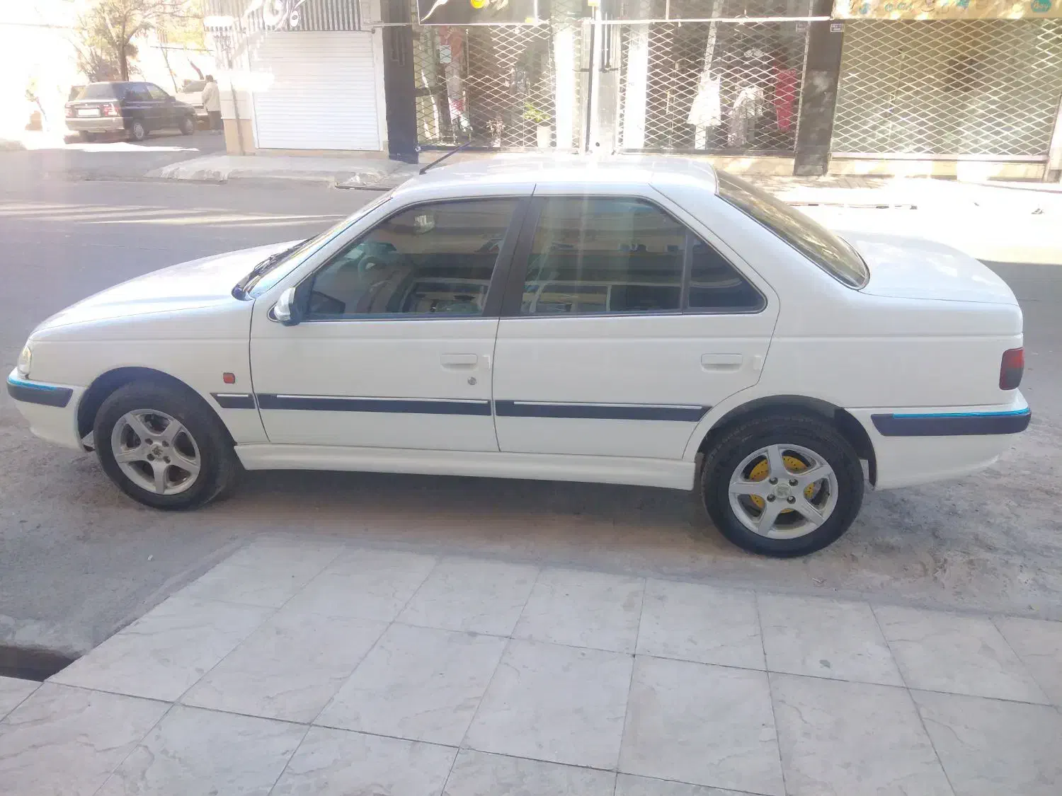 پارس سال|خودرو سواری و وانت|تربت جام, بیست متری منبع آب|دیوار