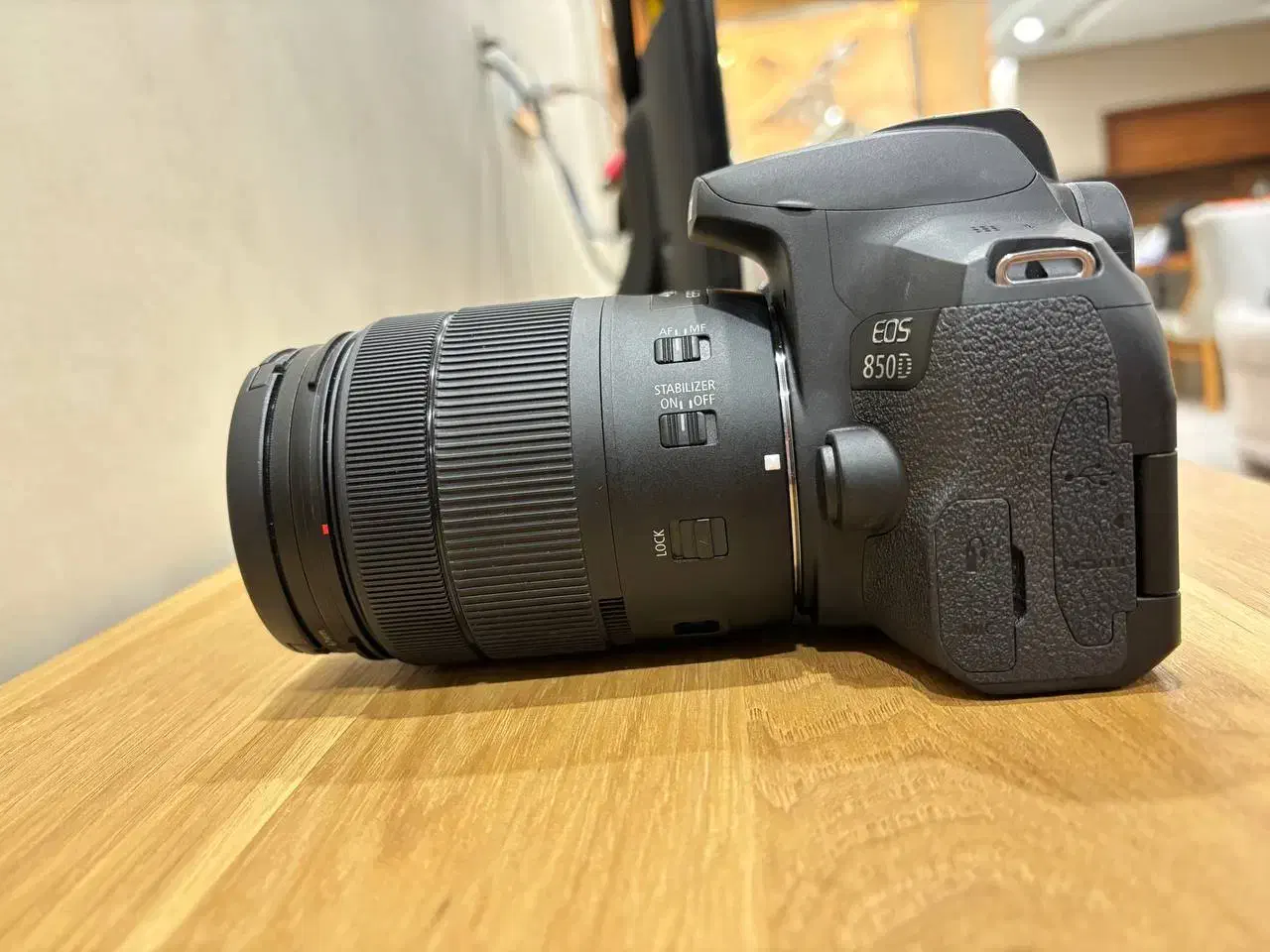 فروش دوربین Canon 850D + لنز 18-135mm IS USM|دوربین عکاسی و فیلم‌برداری|بندر ماهشهر, |دیوار