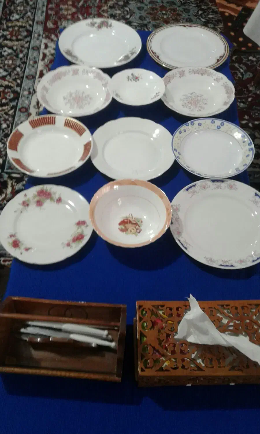 تعدادی وسایل چینی|ظروف سرو و پذیرایی|اردبیل, |دیوار