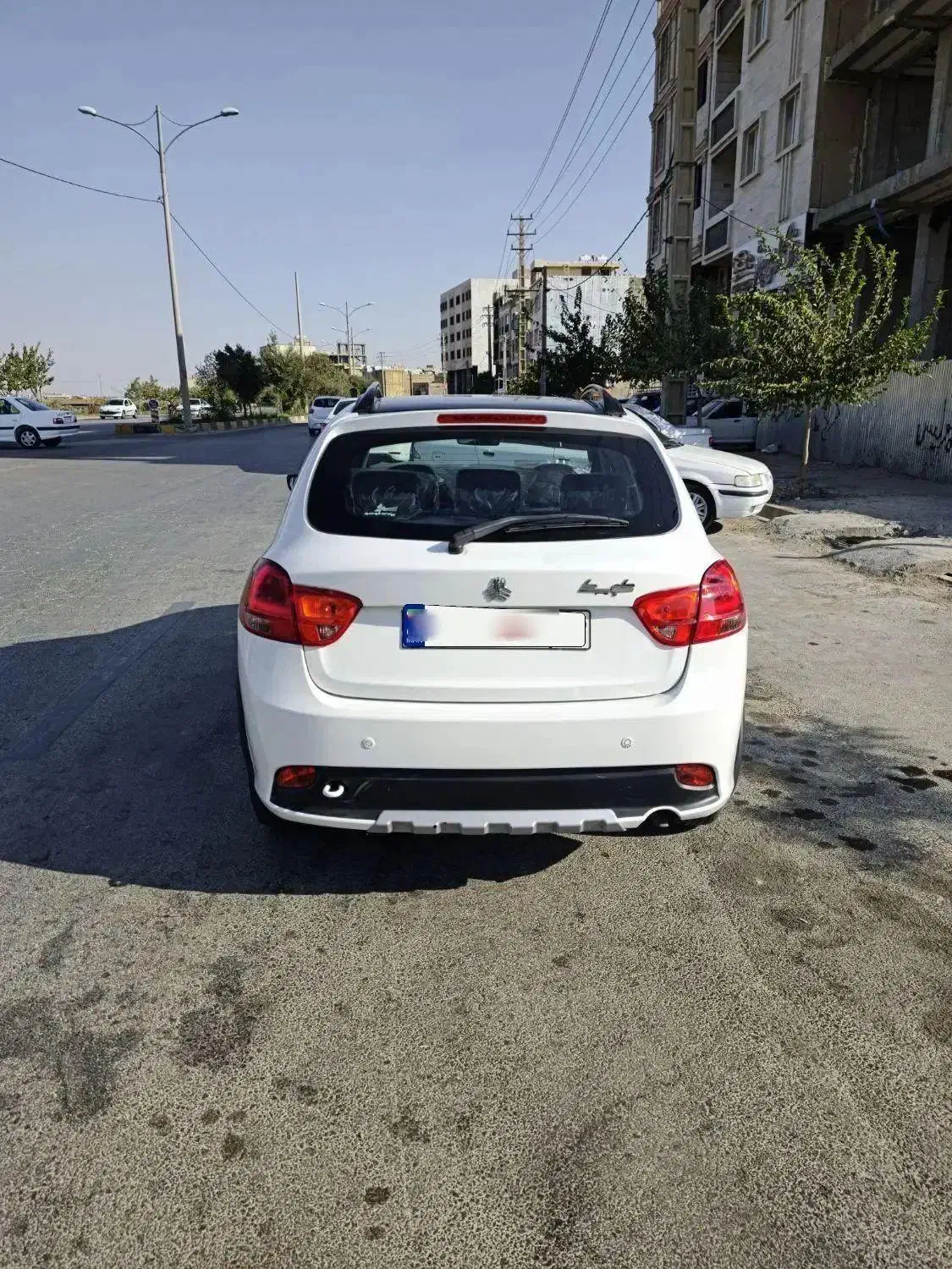 کوییک 1402 کارمندی|خودرو سواری و وانت|شیراز, محمودآباد|دیوار