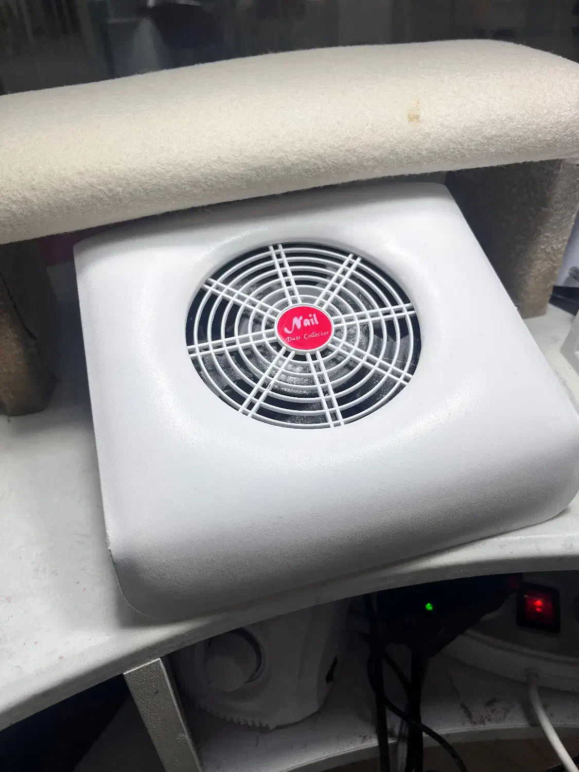 فن ناخن|آرایشگاه و سالنهای زیبایی|زرند, |دیوار