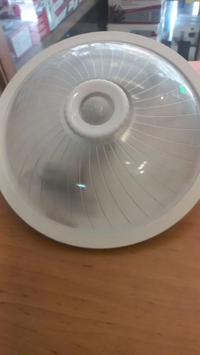 چراغ سنسوردار   تیکان  گارانتی  ۳۵  ماه|لامپ و چراغ|مشهد, نوید|دیوار