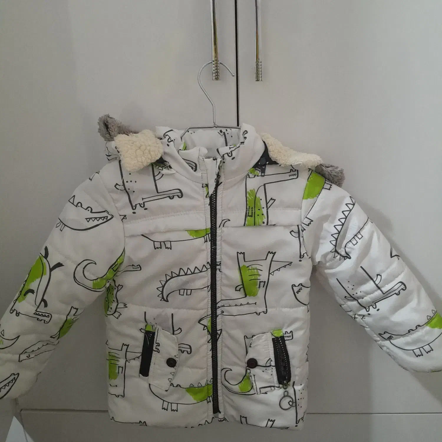 کاپشن بچگانه نو|کفش و لباس بچه|نظرآباد, مسکن مهر نظرآباد|دیوار