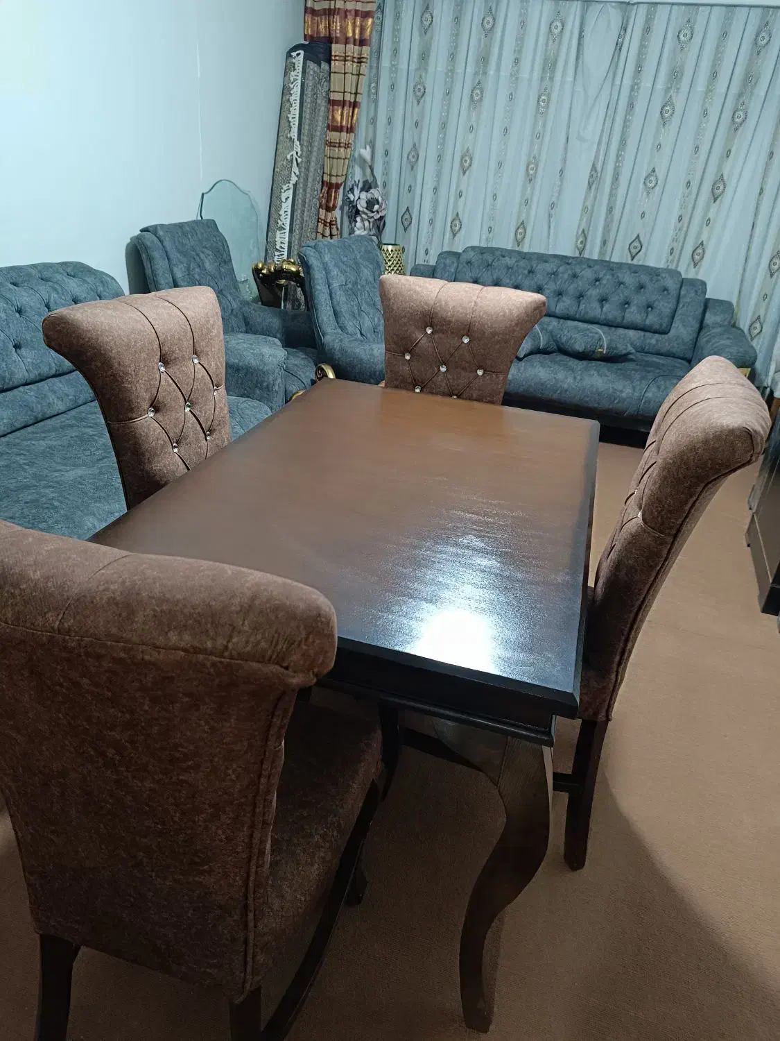 مبا چسترتخت شوترکیه.نهارخوری ۴نفره.سه عددمیز.|مبلمان خانگی و میز عسلی|تبریز, |دیوار