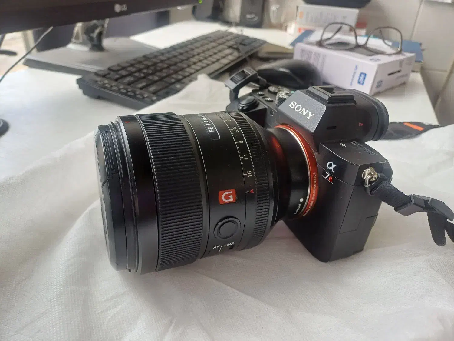 دوربین عکاسی سونیr3|دوربین عکاسی و فیلم‌برداری|بجنورد, |دیوار