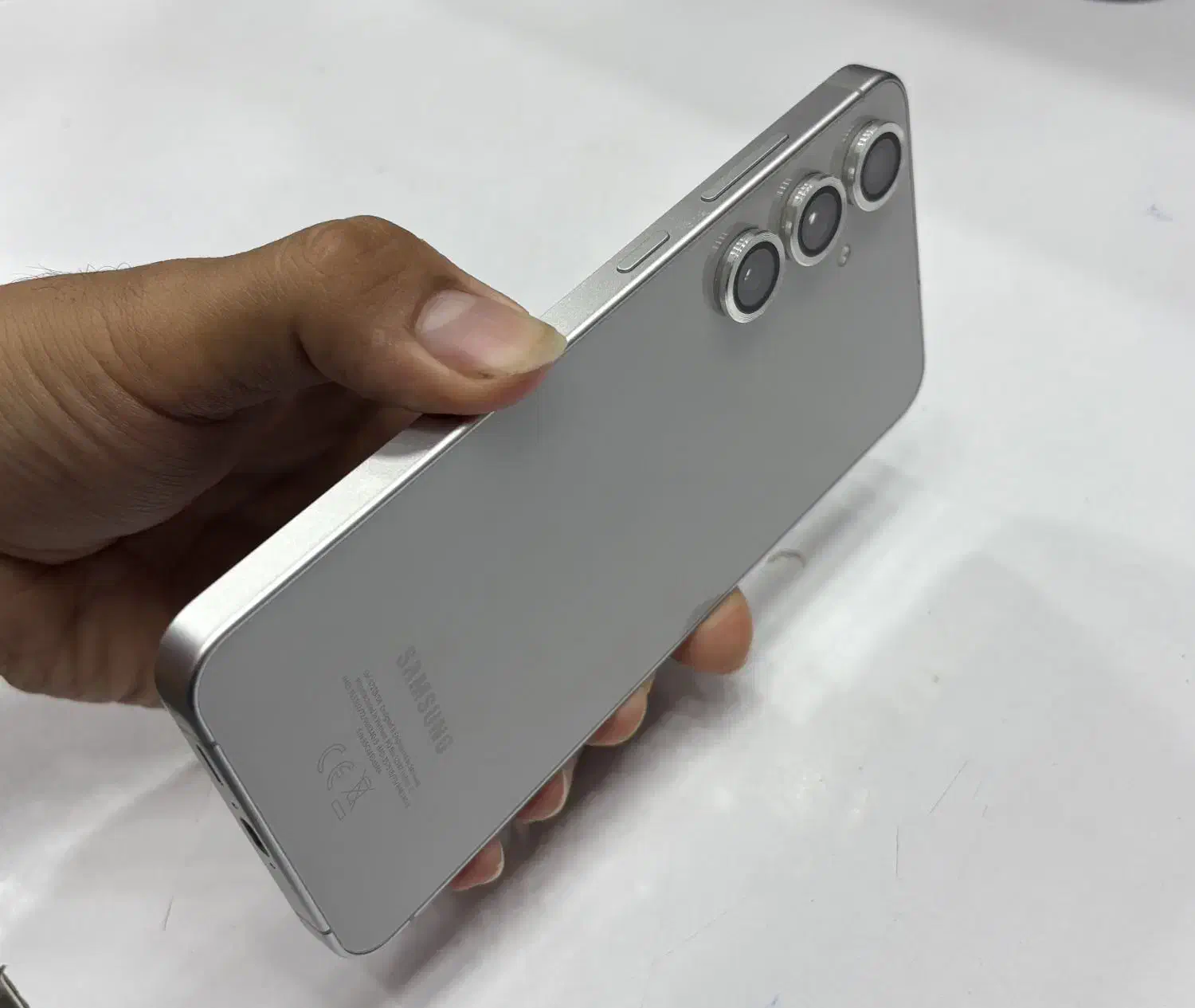 سامسونگ S24 FE|موبایل|ساری, |دیوار