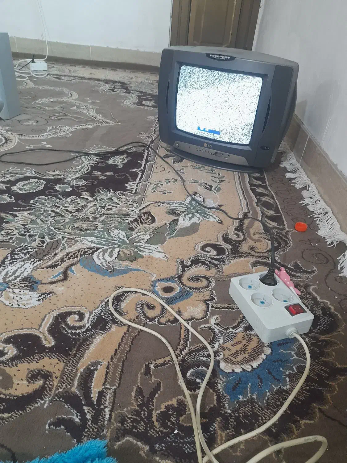 تلوزیون الجی ۱۴ اینچ|تلویزیون و پروژکتور|مینودشت, |دیوار