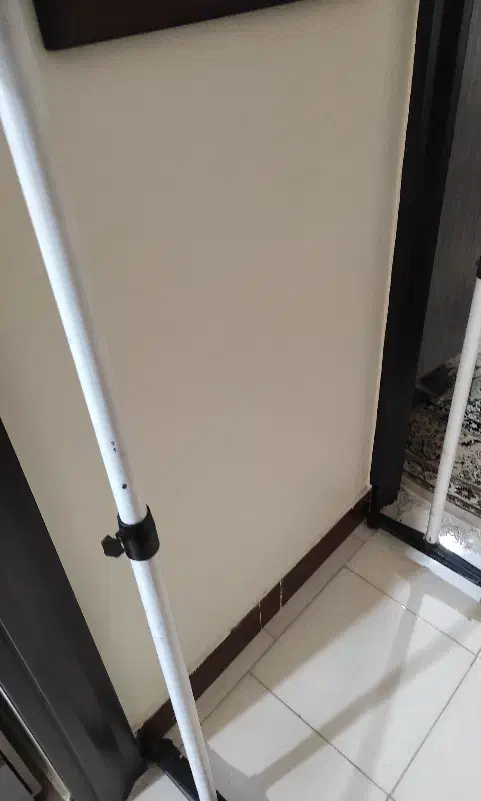 رگال لباس|بندرخت و رخت‌آویز|بروجرد, |دیوار