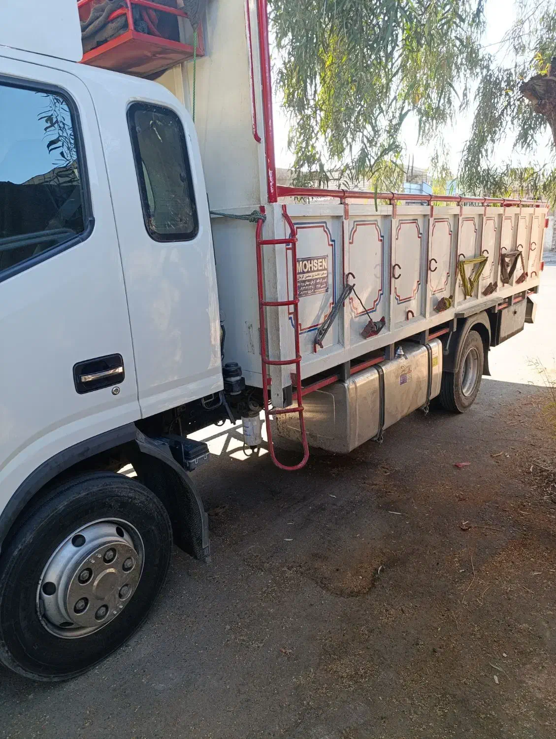 جک 402|خودرو سنگین|بم, |دیوار