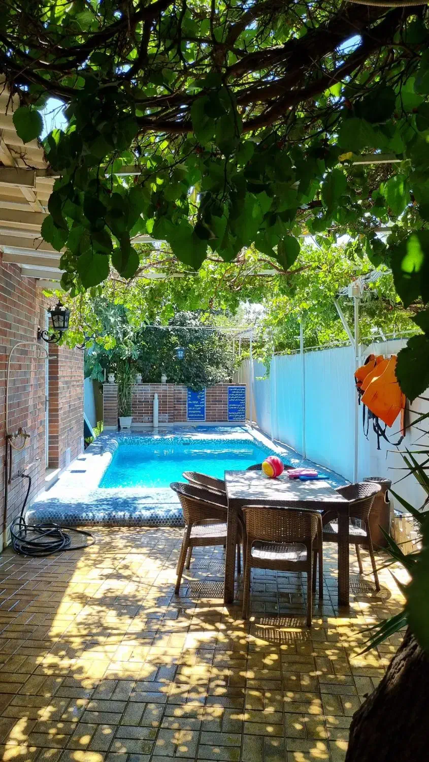 ویلا باغ استخردار آبگرم داخل صحنه|اجارهٔ کوتاهمدت ویلا و باغ|کرمانشاه, |دیوار