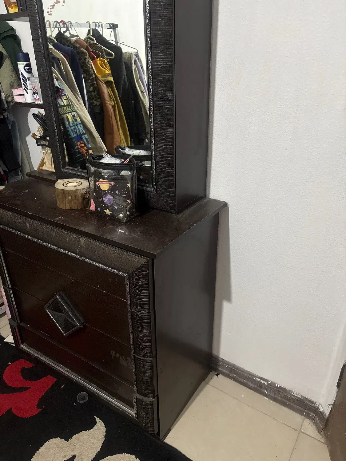 سرویس خواب|تخت و سرویس خواب|شاهینشهر, ۹ دی|دیوار