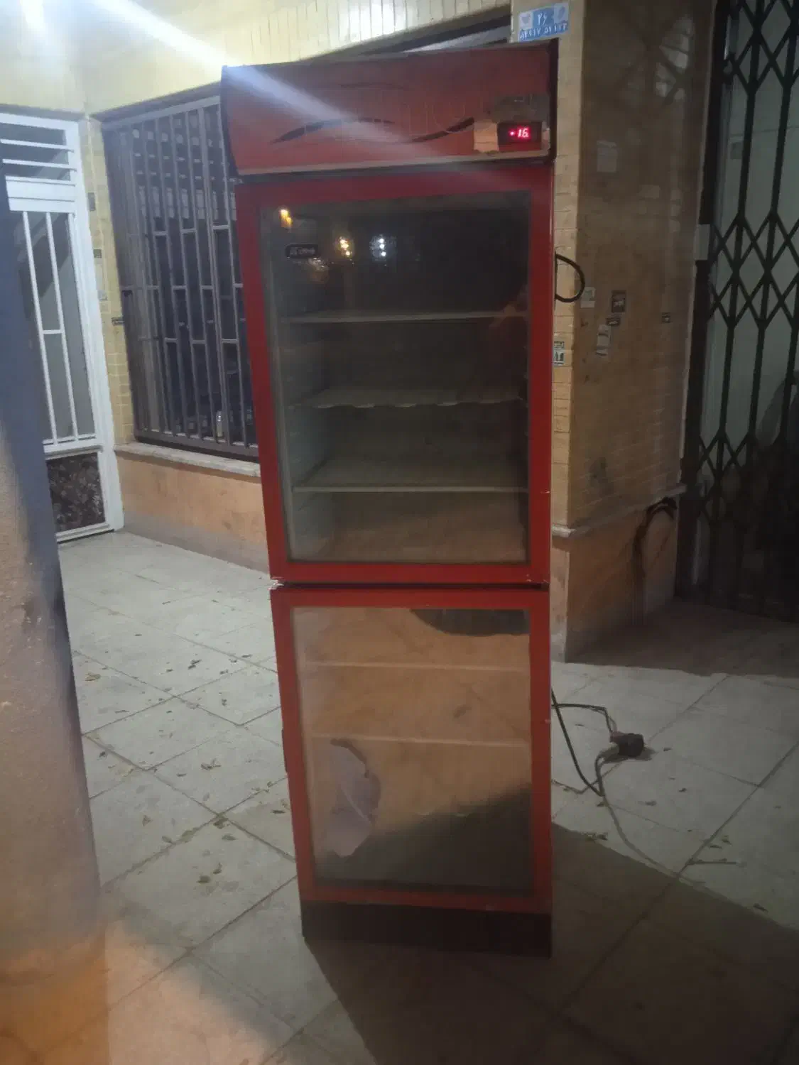 فریزر ایستاده کینو|فروشگاه و مغازه|فولادشهر, B4|دیوار