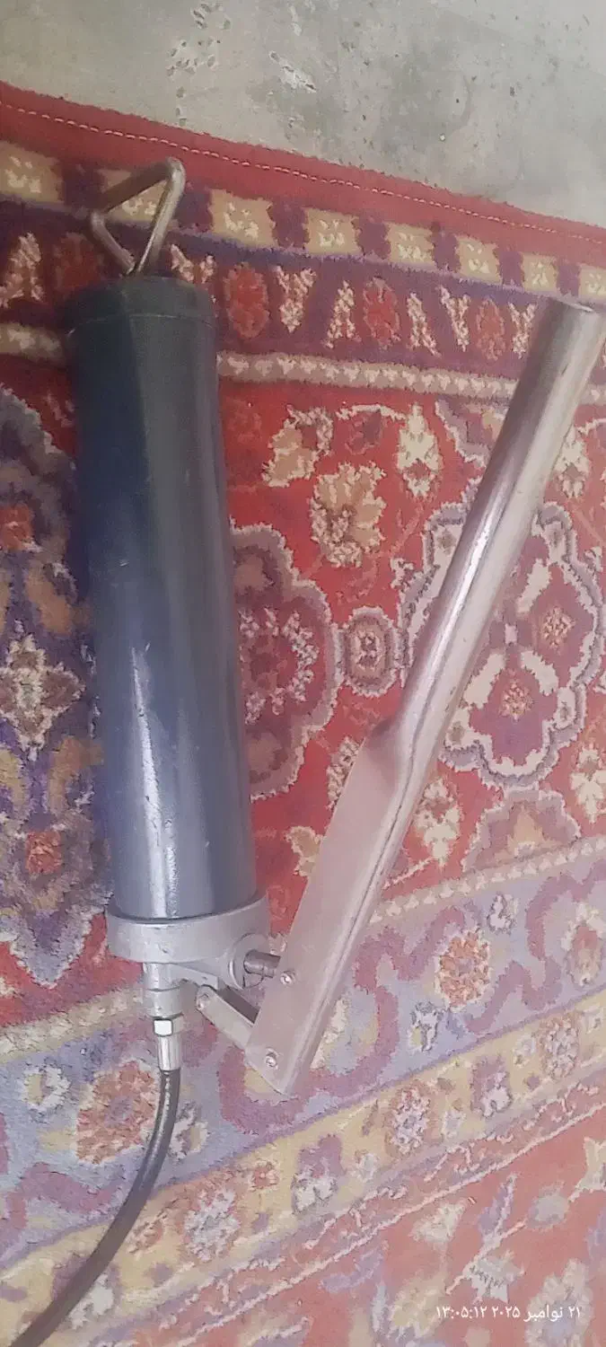 فروش گریس پمپ دستی400سی سی توتال فولادی|ابزارآلات|مرودشت, مجد آباد|دیوار