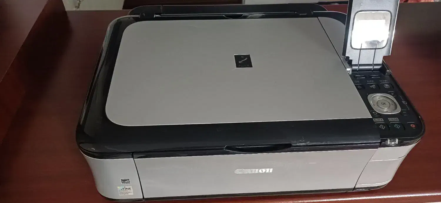 پرینتر رنگی سه کاره Canon Pixma P550 سالم و تمیز|پرینتر، اسکنر، کپی، فکس|تهران, شهید رجایی|دیوار