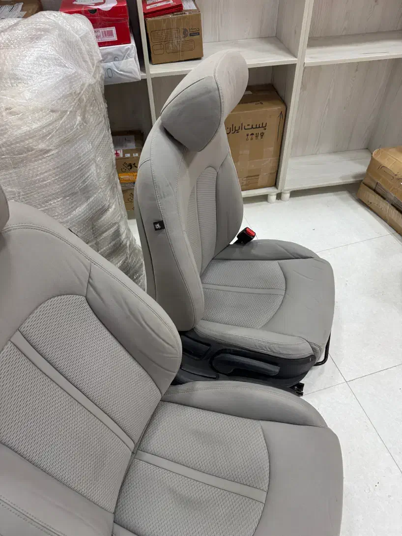 صندلی خودرو هیوندایی|قطعات یدکی و لوازم جانبی|هشتگرد, شهرک راه آهن|دیوار