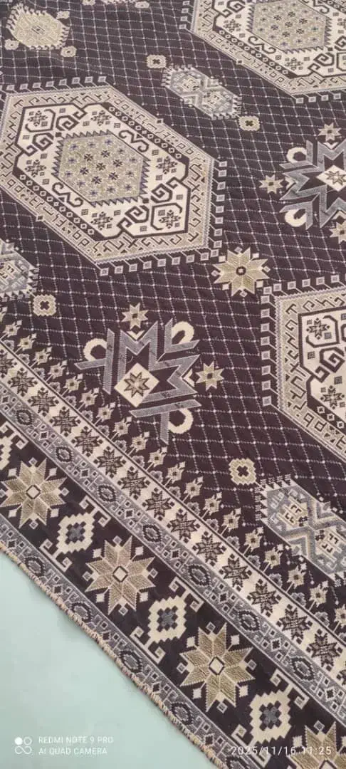 روفرشی|روفرشی|شیراز, فرهنگ شهر|دیوار