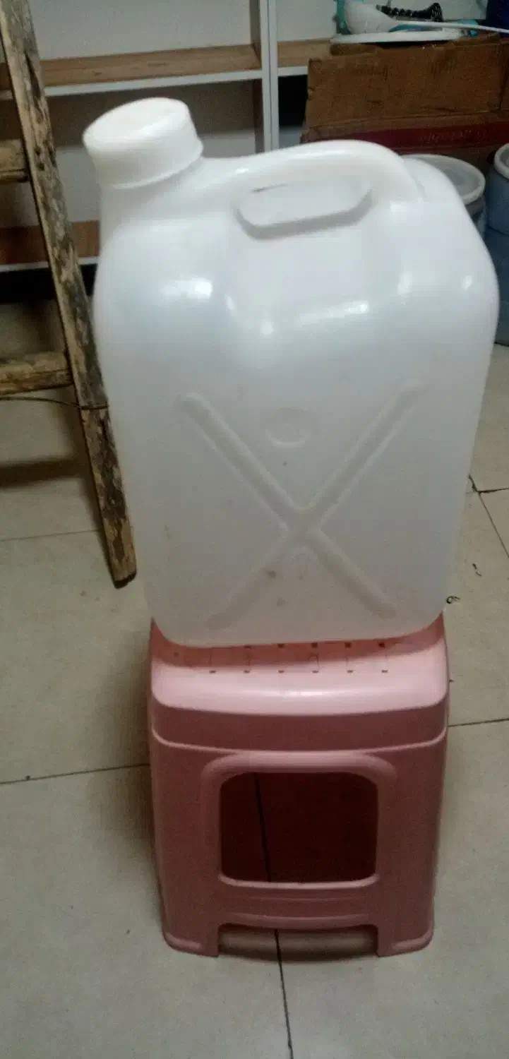 گالن 20لیتری|ظروف نگهدارنده، پلاستیکی، یکبارمصرف|تبریز, |دیوار