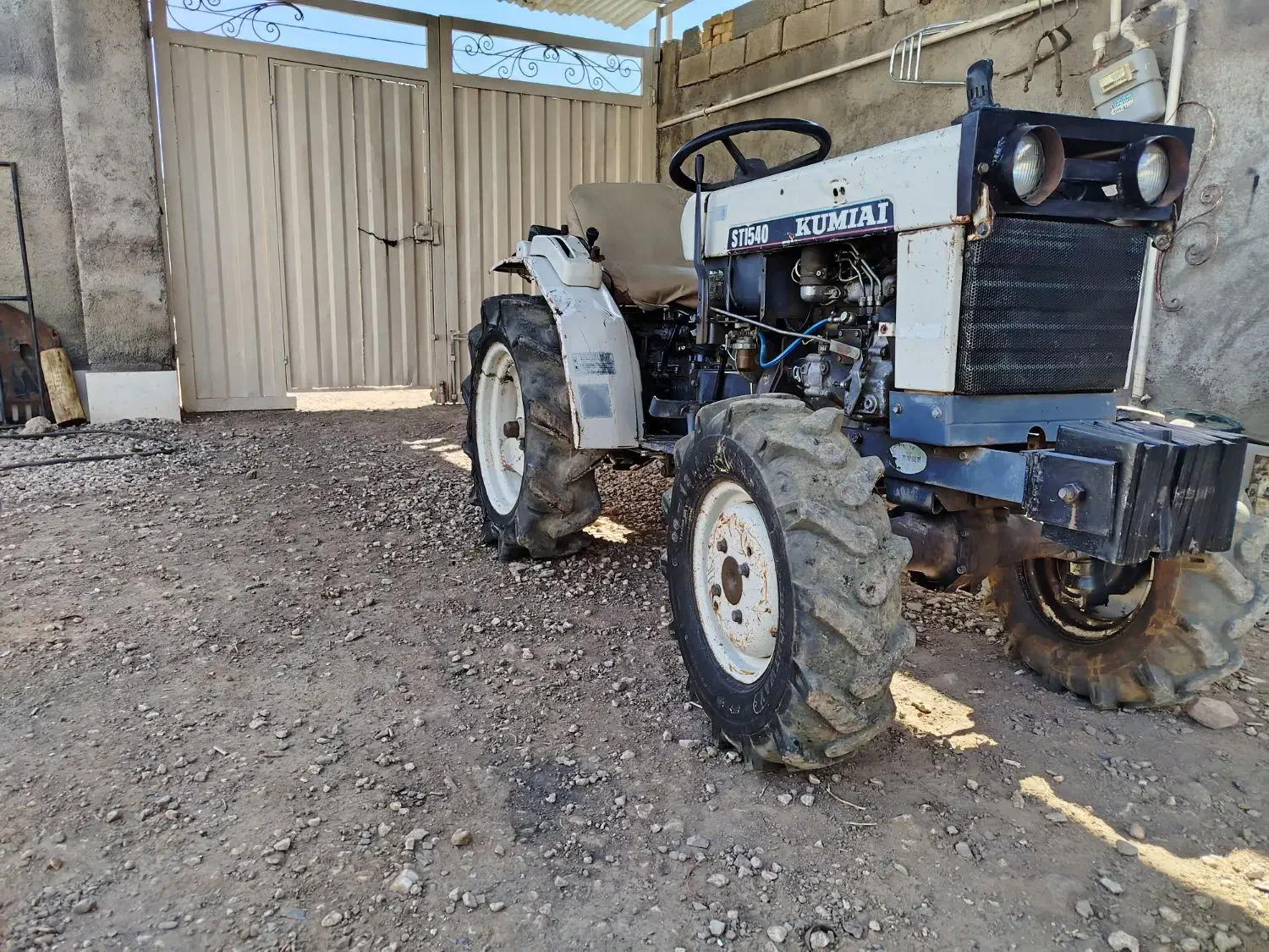 تراکتور باغی کومای سه سیلندر با ادوات فروش ومعاوضه|خودرو سنگین|شیراز, ابیوردی|دیوار