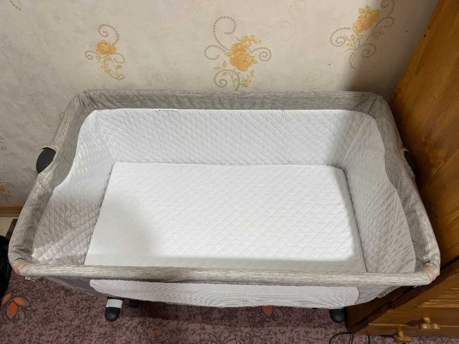 تخت کنار مادر|تخت و صندلی بچه|گرگان, |دیوار