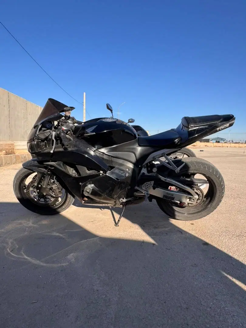 CBR 600rr 2011|موتورسیکلت|شیراز, گلکوب|دیوار