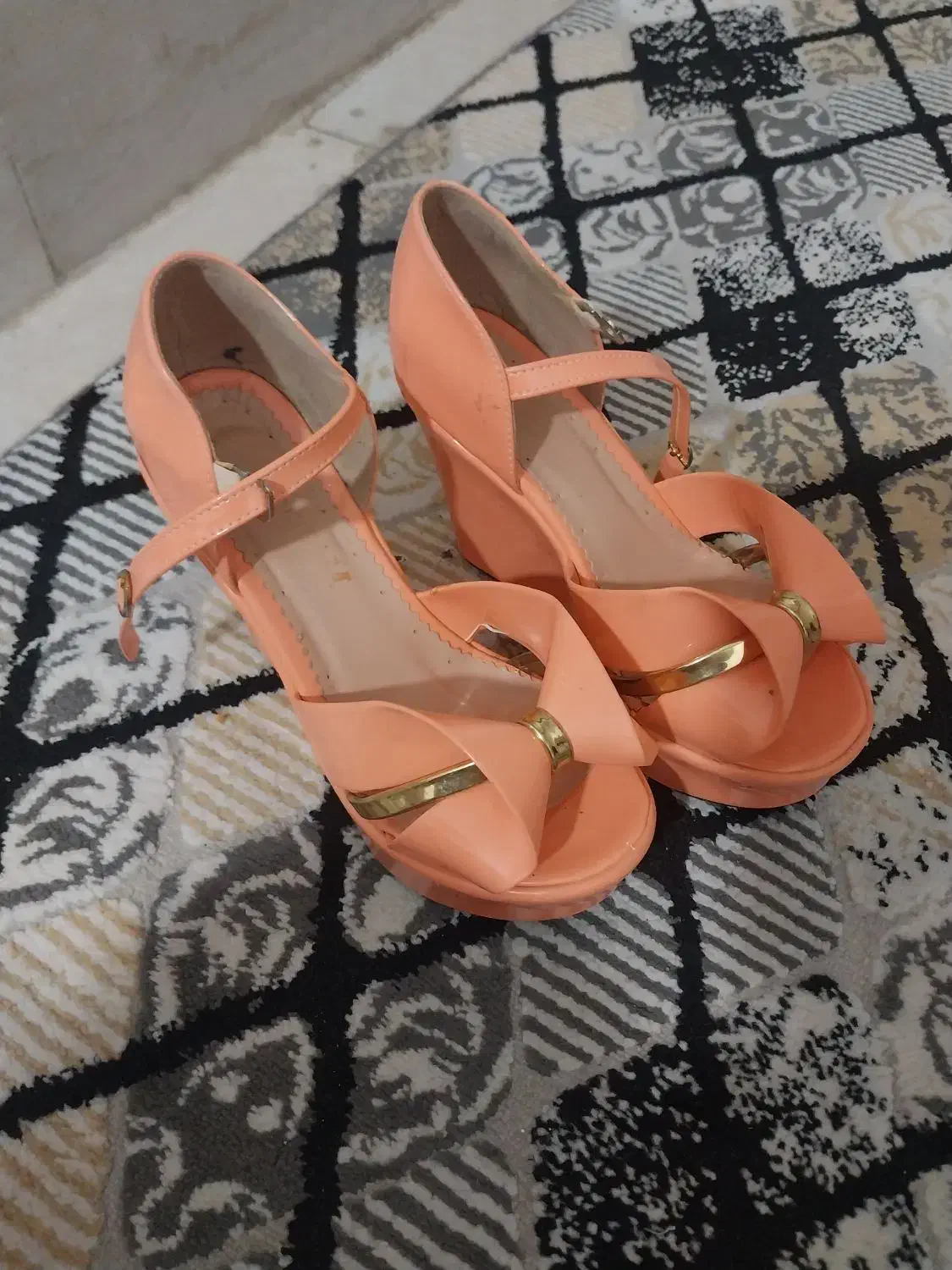 بوت مشکی کفش بندی سفید کفش مجلسی گلبهی کالج مشکی|کیف، کفش، کمربند|دماوند, دماوند|دیوار