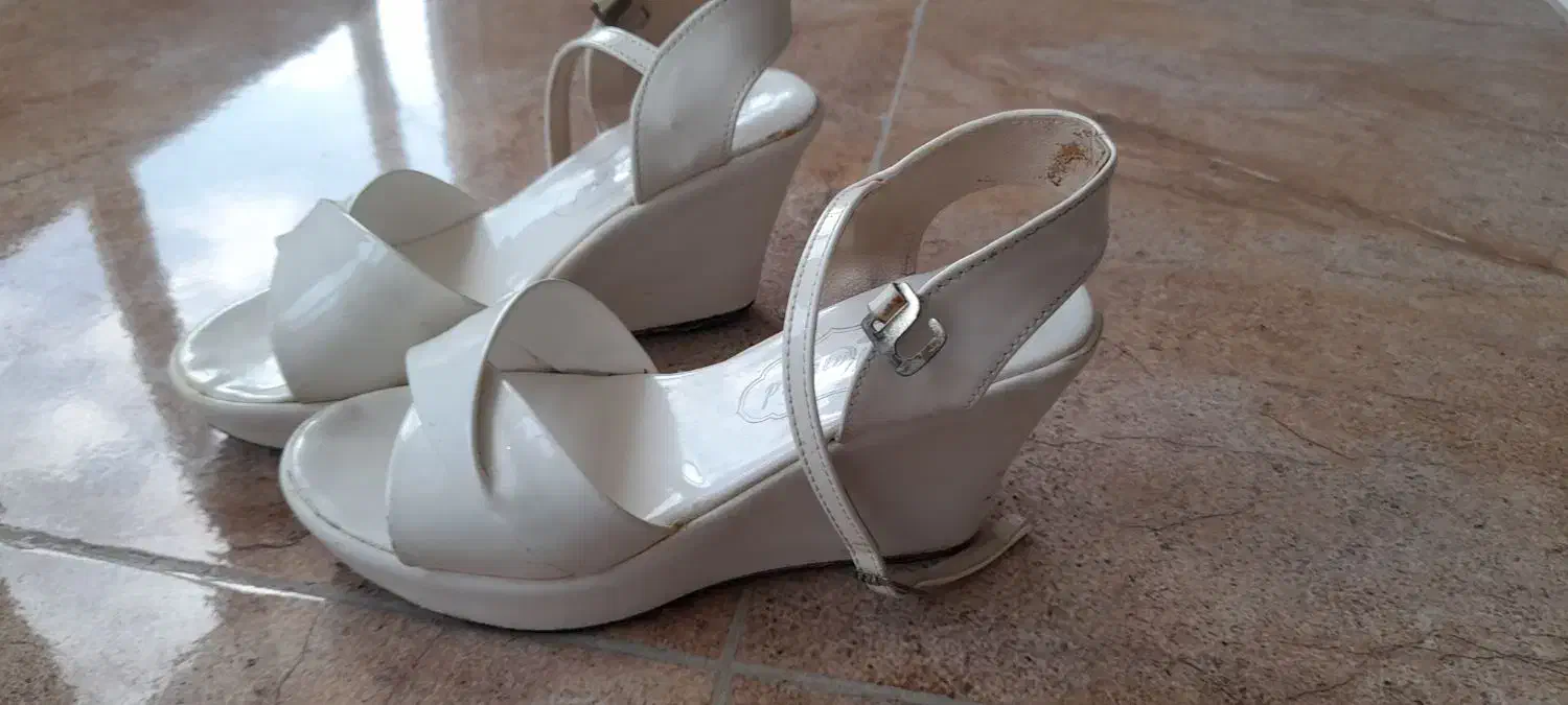 کفش مجلسی در حد نو|کیف، کفش، کمربند|سرپل ذهاب, |دیوار